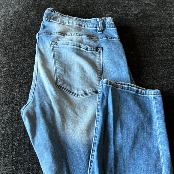 KanCan Denim - KANCAN  size 18 jeans